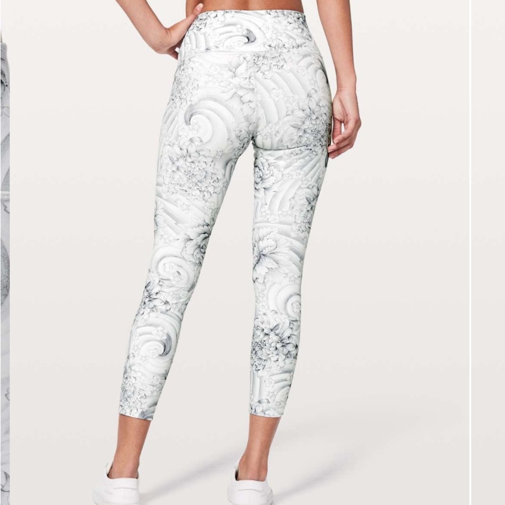 lululemon athletica White Patterned Leggings